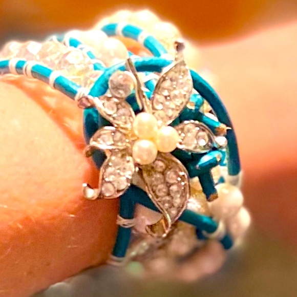 Triple wrap bracelet turquoise leather with pearls - Picture 3 of 7